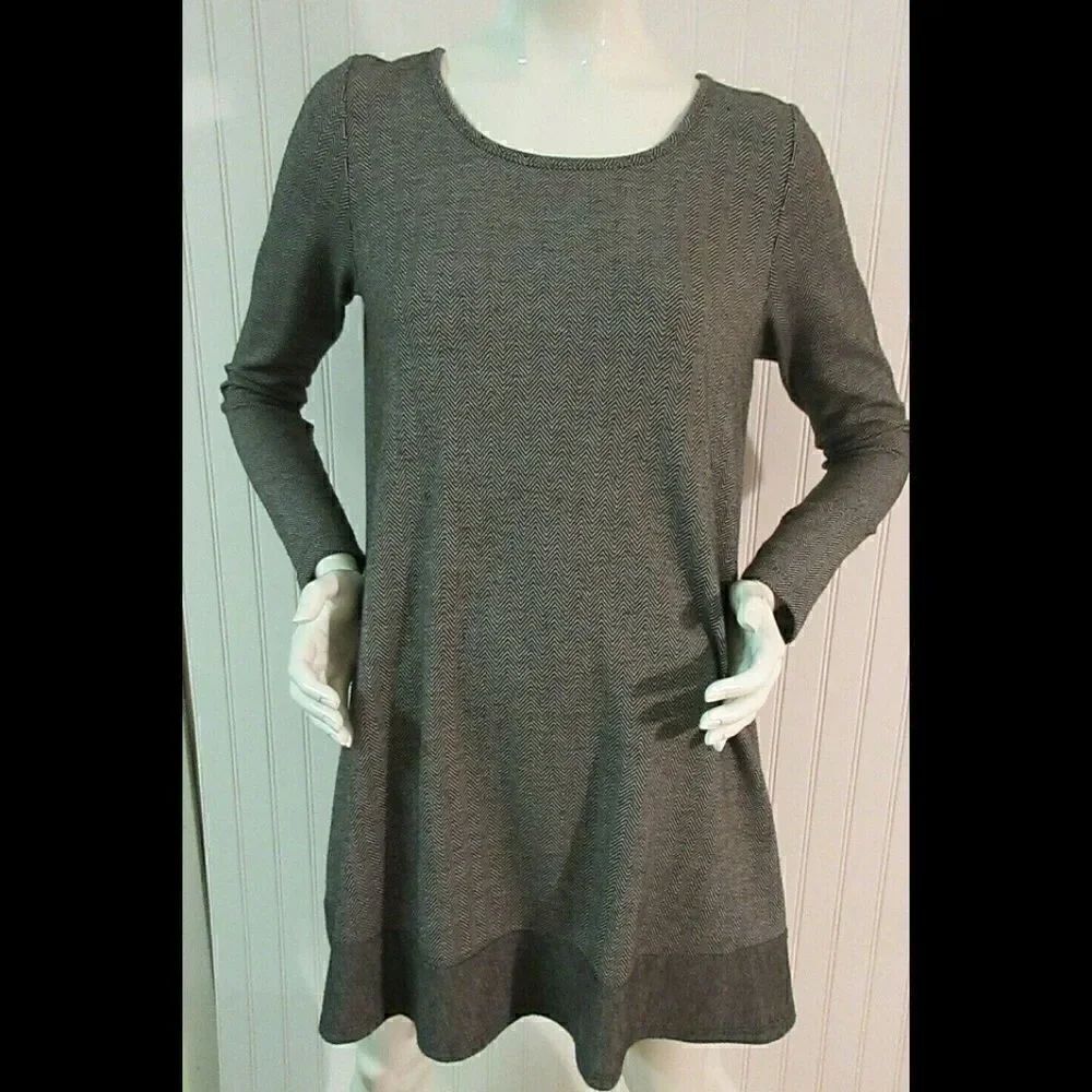 Puella tunic dress grays w/contrast hem sz S